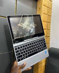 HP EliteBook Revolve 810 G2 ,Core i5 ,8GB RAM, 256GB SSD ,11.6 Inch Touch screen, EXUK - Image 3
